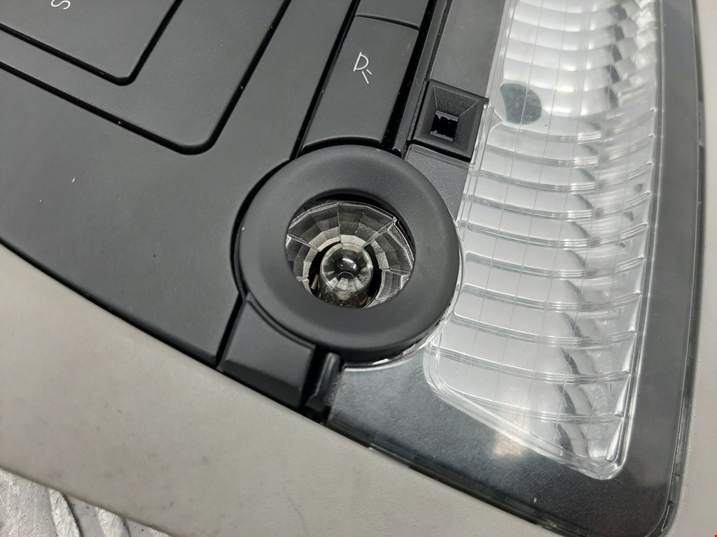 Плафон салонный (салона фонарь) BMW X3 F25 2010-2017