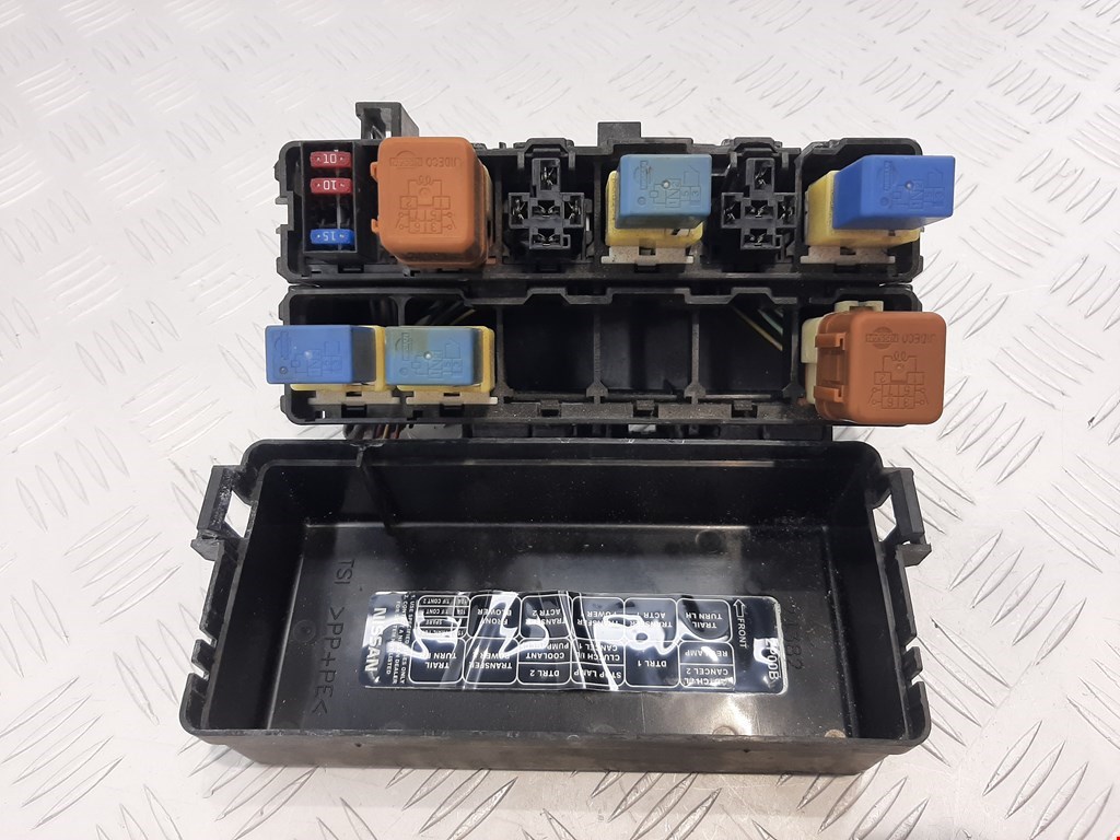 Блок реле NISSAN Pathfinder R51M 2004-2014