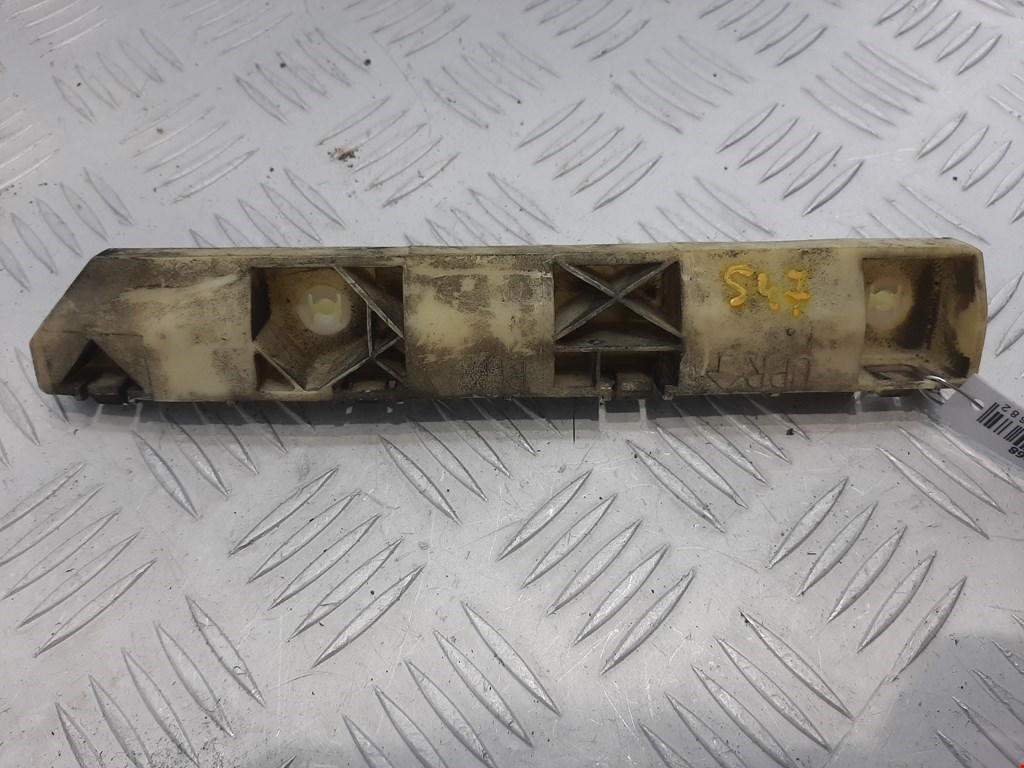 Кронштейн заднего бампера левый правый INFINITI QX56/QX80 2004-2010