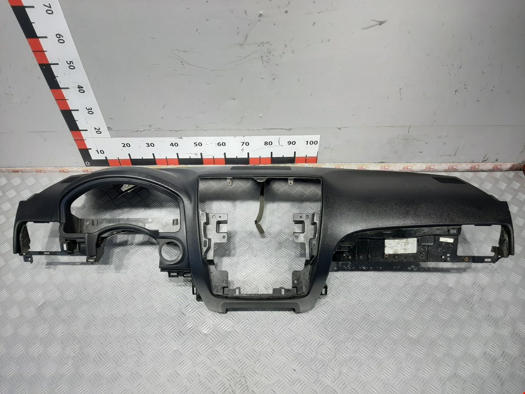 Торпедо NISSAN Armada 2003-2016