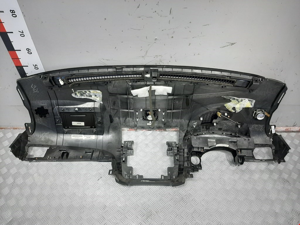 Торпедо NISSAN Armada 2003-2016