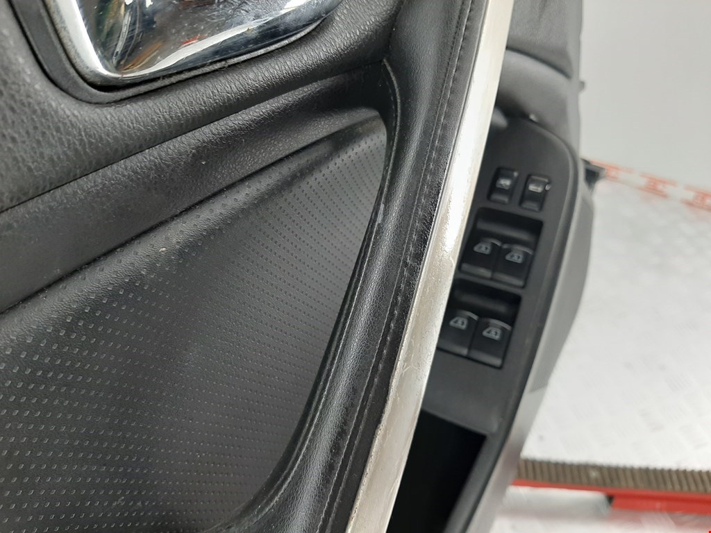 Дверь передняя левая INFINITI G G35 V35 2002-2007