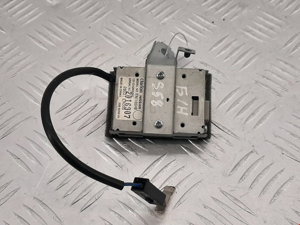 Усилитель антенны NISSAN Pathfinder R51M 2004-2014