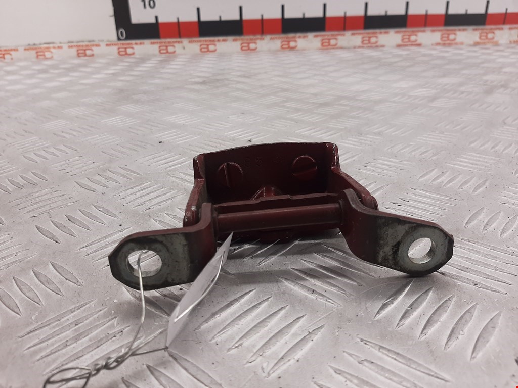 Петля двери задней левой Nissan Pathfinder (R51) (2004-2014)