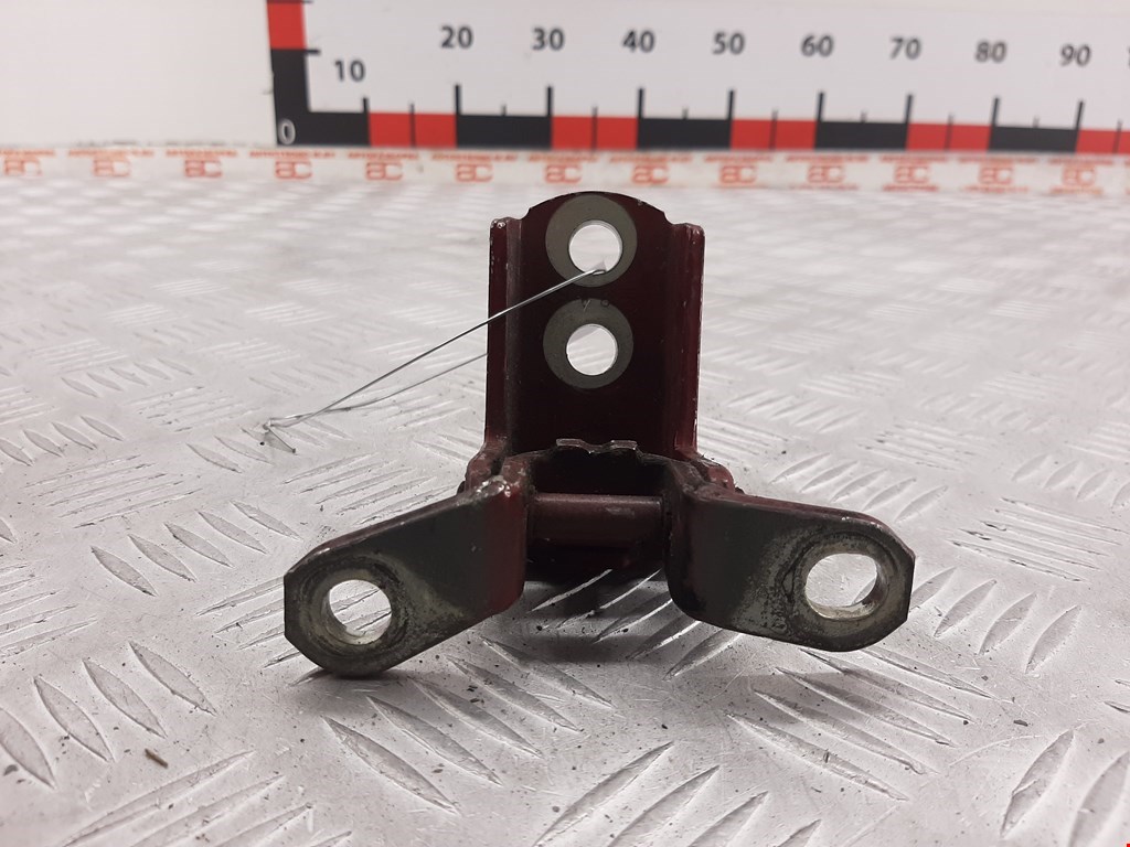 Петля двери задней левой Nissan Pathfinder (R51) (2004-2014)