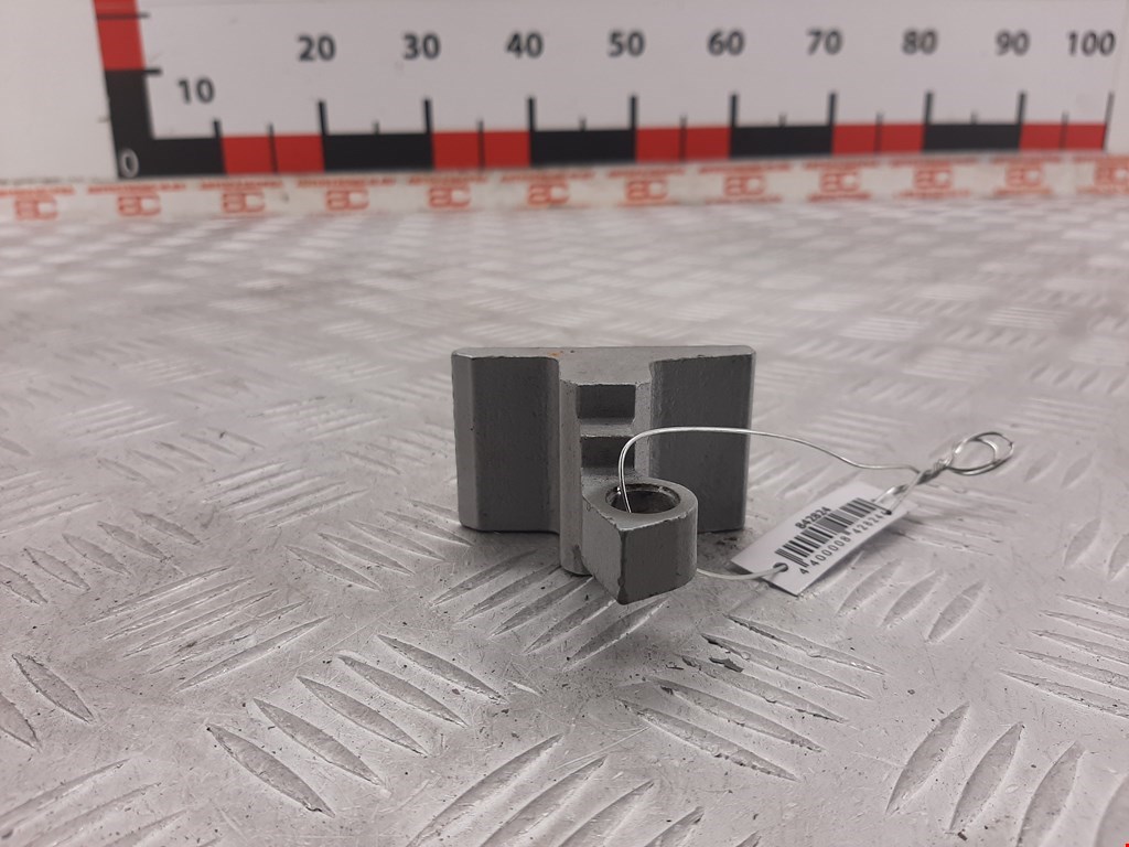 Петля двери задней правой BMW X5 (E70) (2006-2013)