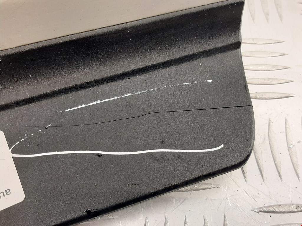 Накладка порога (внутренняя) BMW 3er E46 1998-2006