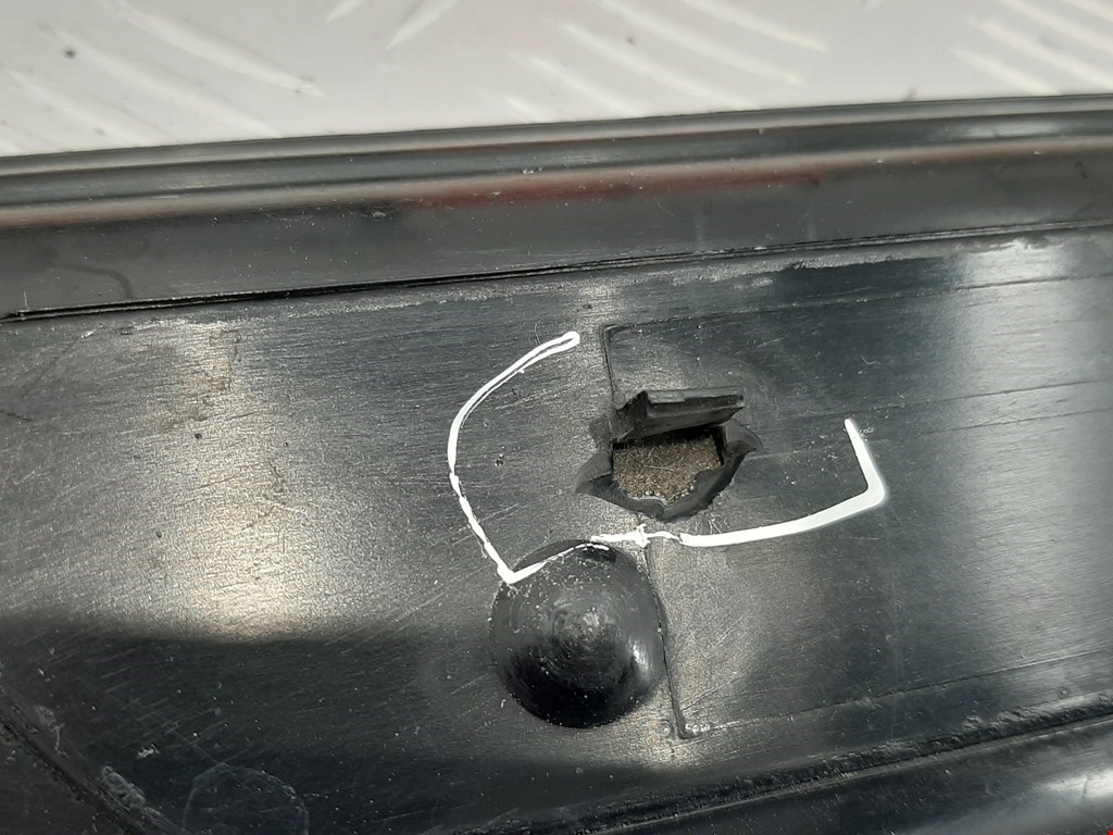 Накладка порога (внутренняя) BMW 3er E46 1998-2006