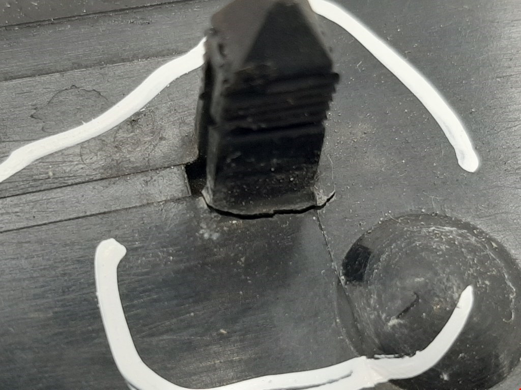 Накладка порога (внутренняя) BMW 3er E46 1998-2006