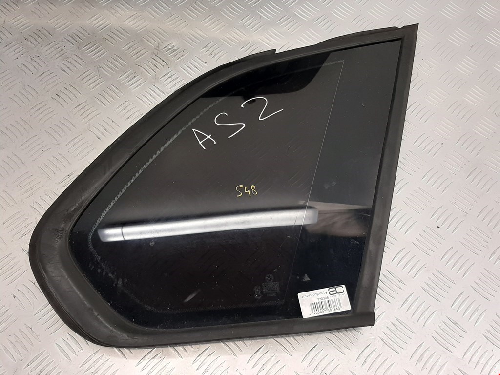Стекло кузовное глухое правое BMW X5 E70 2007-2013