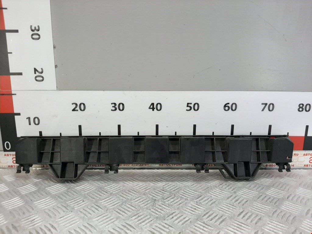 Кронштейн заднего бампера центральный MERCEDES-BENZ C-Class C-klasse W204 2007-2015