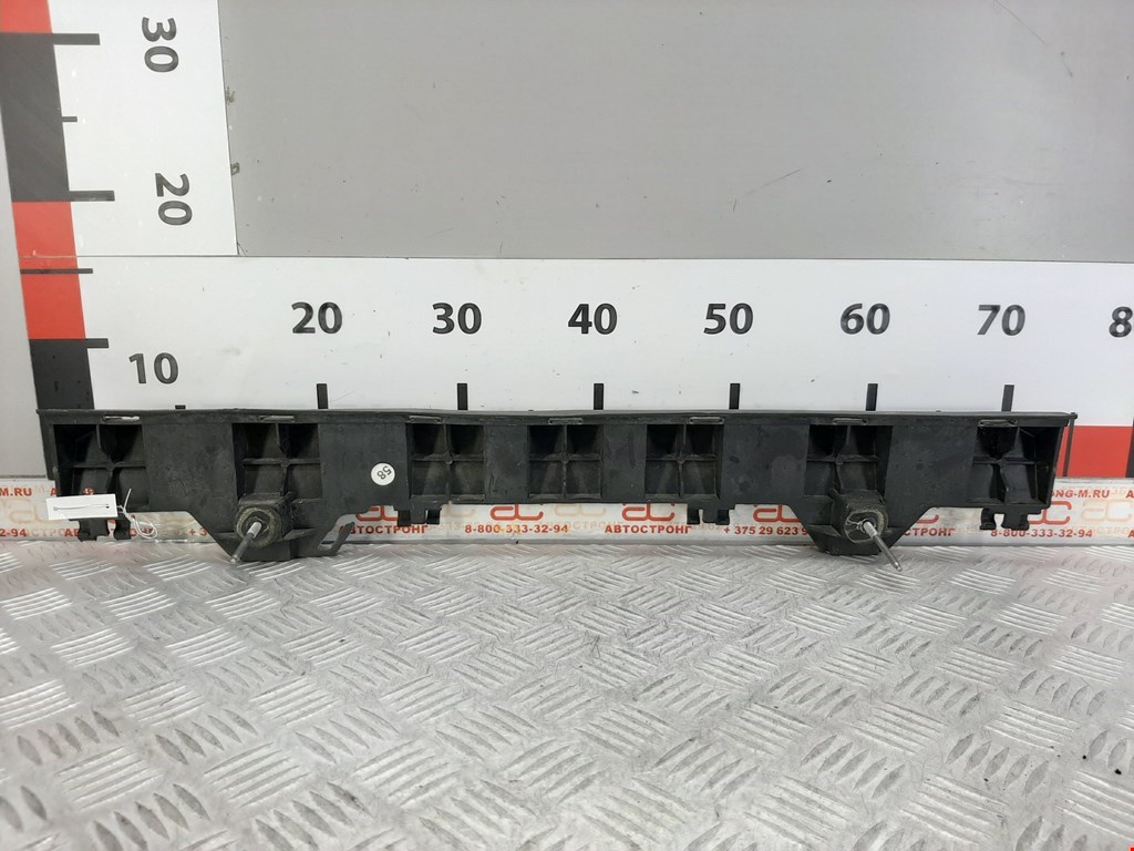 Кронштейн заднего бампера центральный MERCEDES-BENZ C-Class C-klasse W204 2007-2015