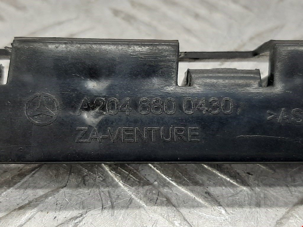 Кронштейн заднего бампера левый правый MERCEDES-BENZ C-Class C-klasse W204 2007-2015