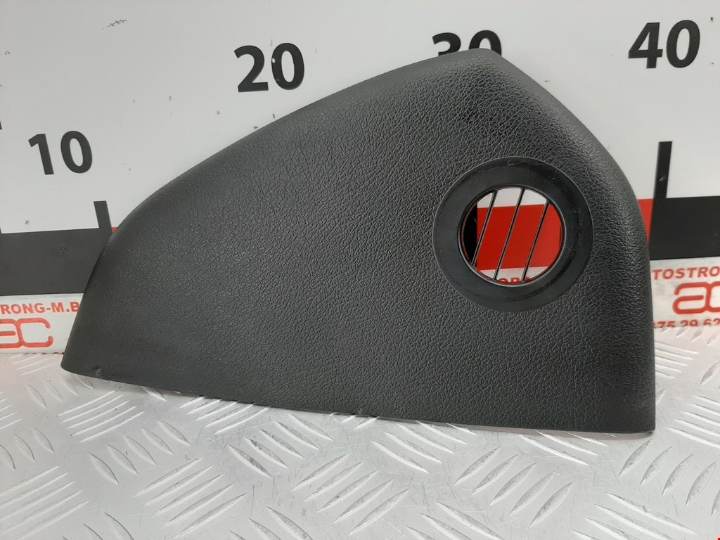 Накладка декоративная AUDI A6 C6 2004-2010