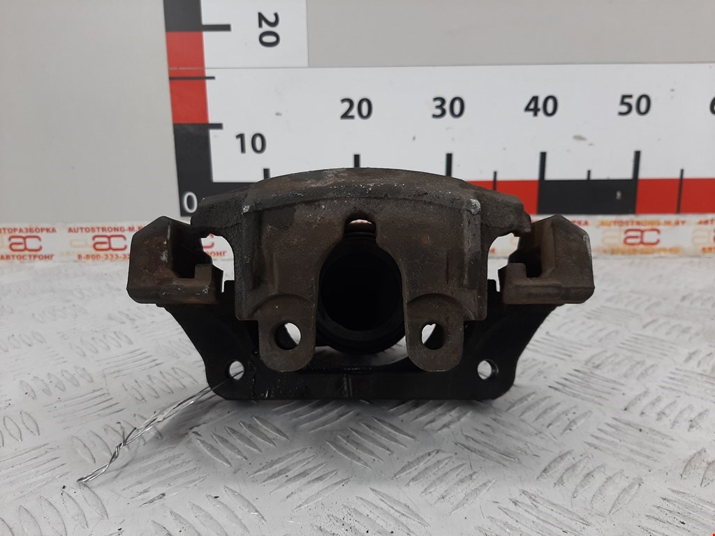 Суппорт передний левый BMW X5 E70 2007-2013