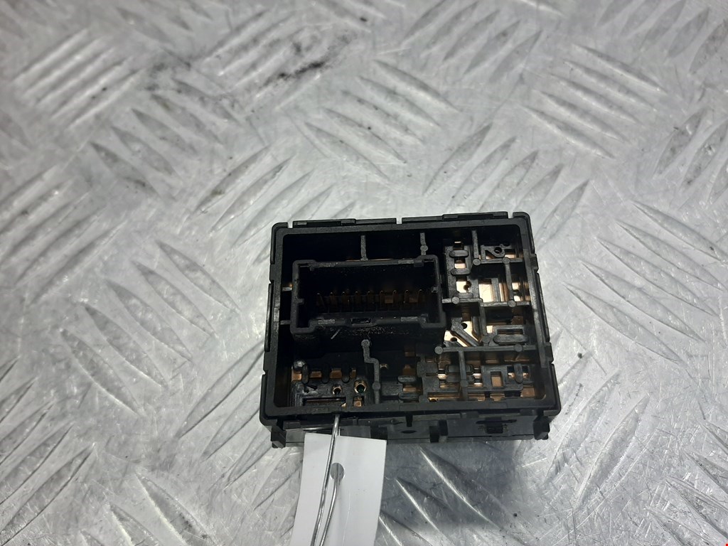 Блок управления зеркалами NISSAN Pathfinder R51M 2004-2014