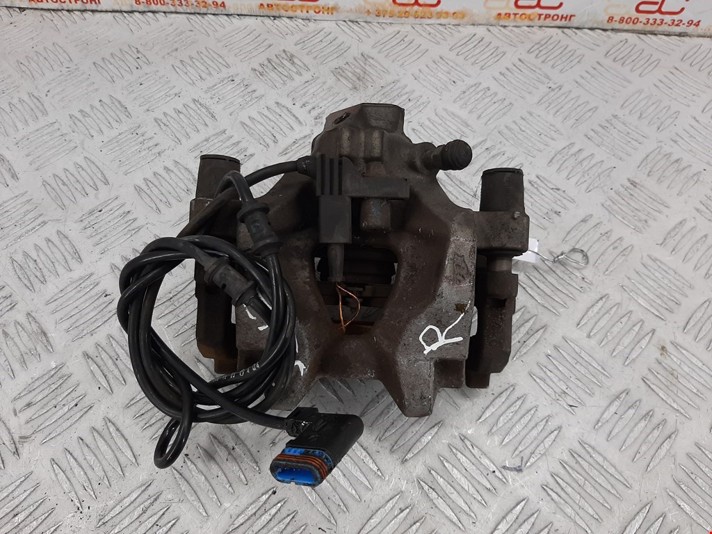 Суппорт задний правый MERCEDES-BENZ C-Class C-klasse W204 2007-2015