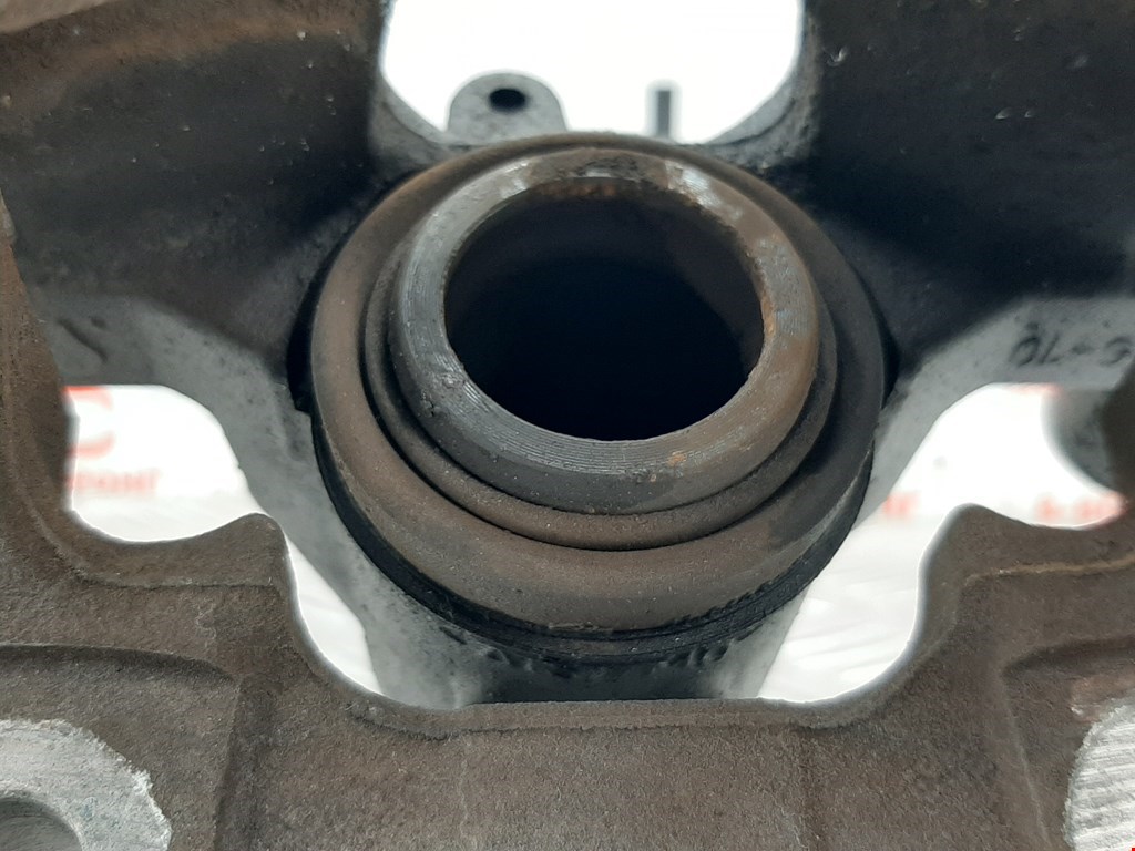 Суппорт задний левый MERCEDES-BENZ C-Class C-klasse W204 2007-2015