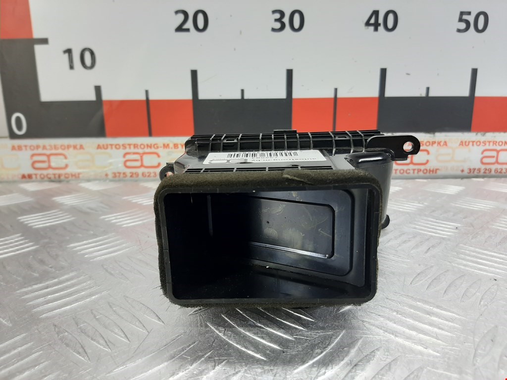 Дефлектор воздушный KIA Carnival I 1999-2005