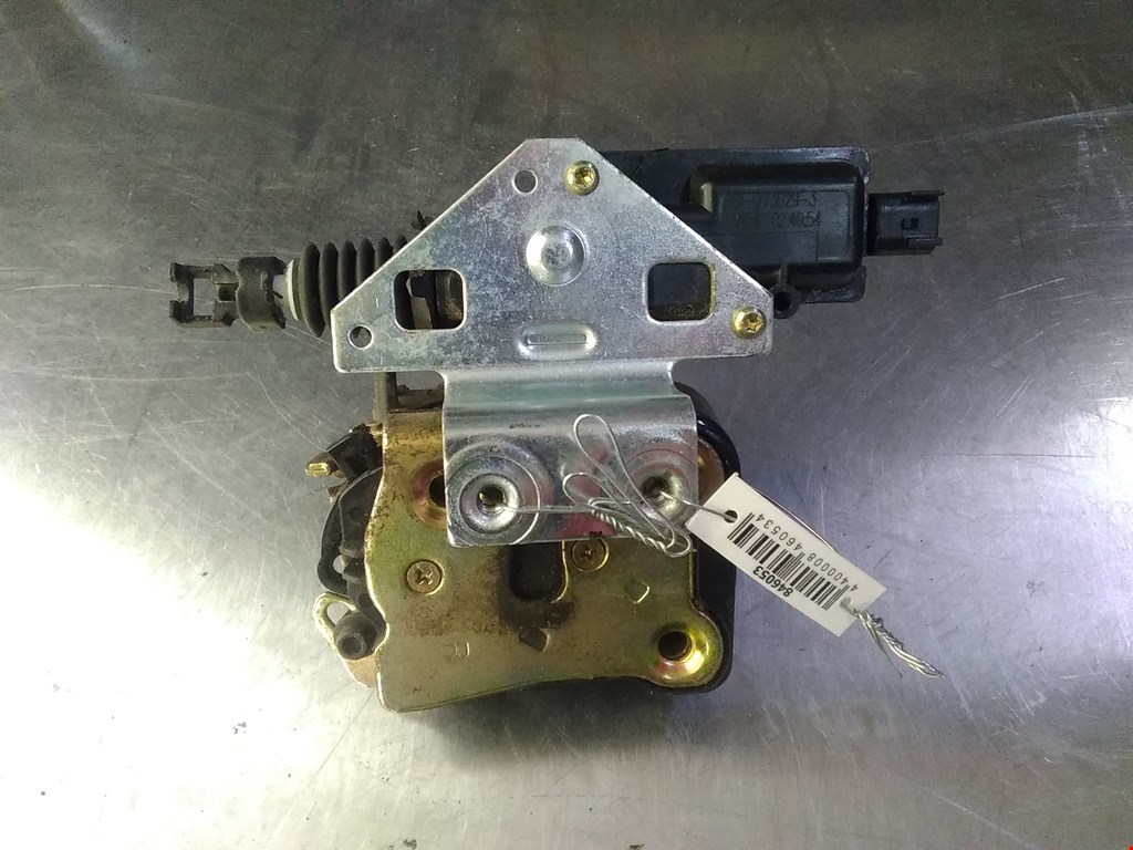 Замок двери задней правой CHRYSLER PT Cruser 2000-2010