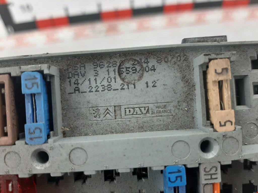 Датчик уровня в бачок омывателя CITROEN Berlingo 1996-2012