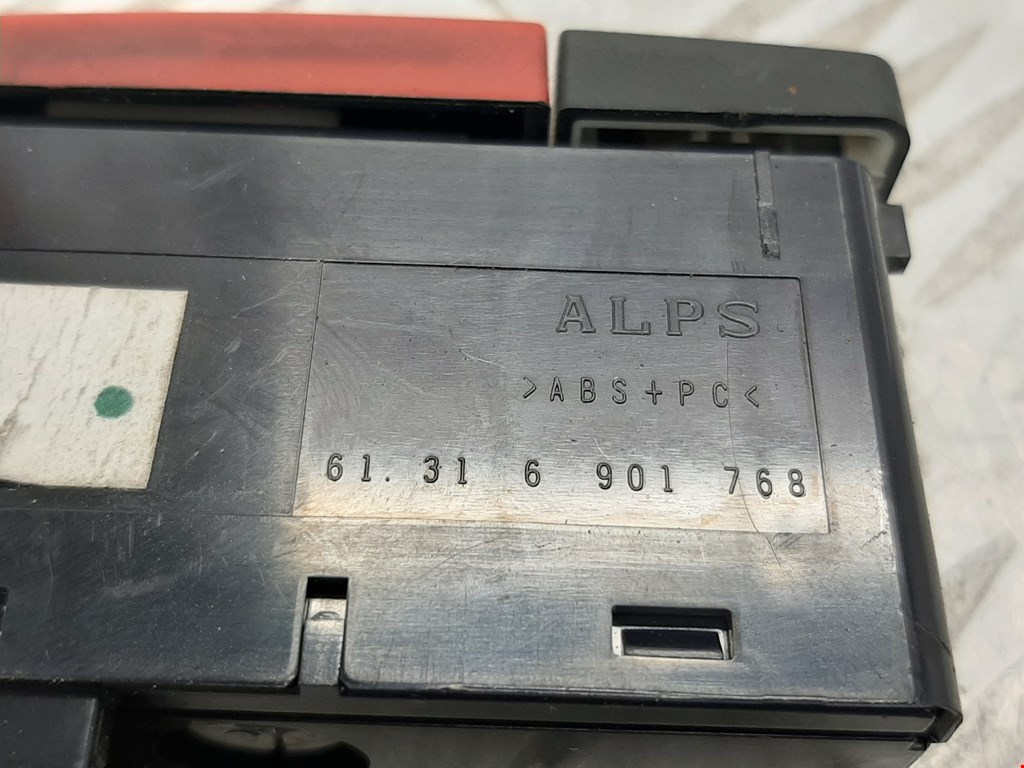 Кнопка аварийной сигнализации (аварийки) LAND ROVER Range Rover 2002-2012