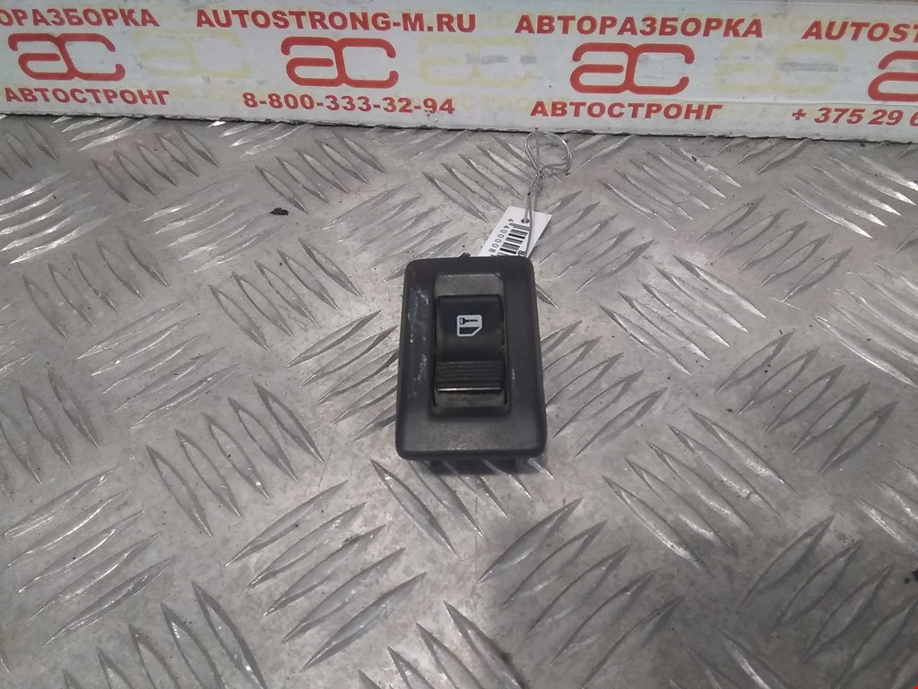 Кнопка центрального замка TOYOTA HiAce V H200 2004-н.в.