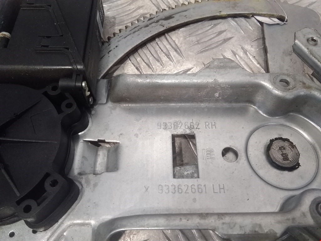 Стеклоподъемник передний левый OPEL Meriva A 2003-2010