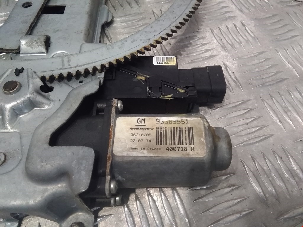 Стеклоподъемник передний левый OPEL Meriva A 2003-2010