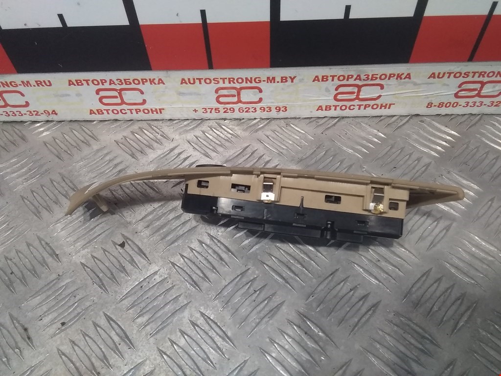 Блок управления стеклоподъемниками BMW 5er 5 серия E60/E61 2003-2010