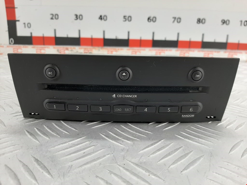 Ченджер компакт дисков RENAULT Megane II 2002-2009