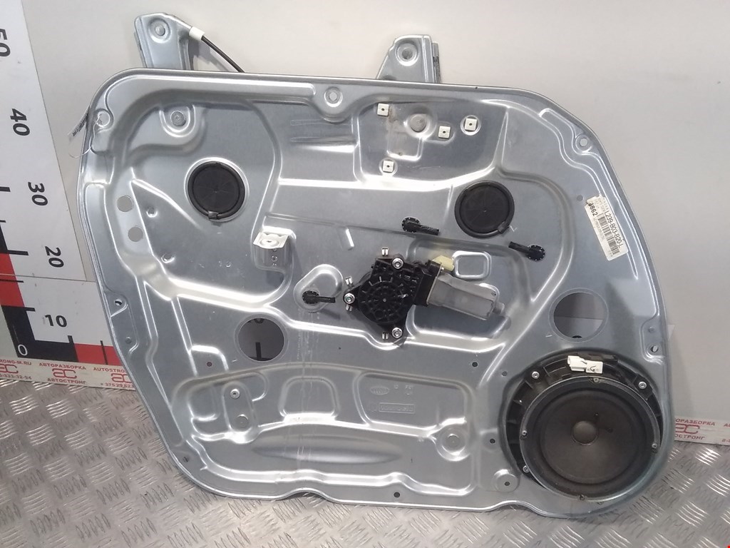 Стеклоподъемник передний левый KIA Carens 2006-2012