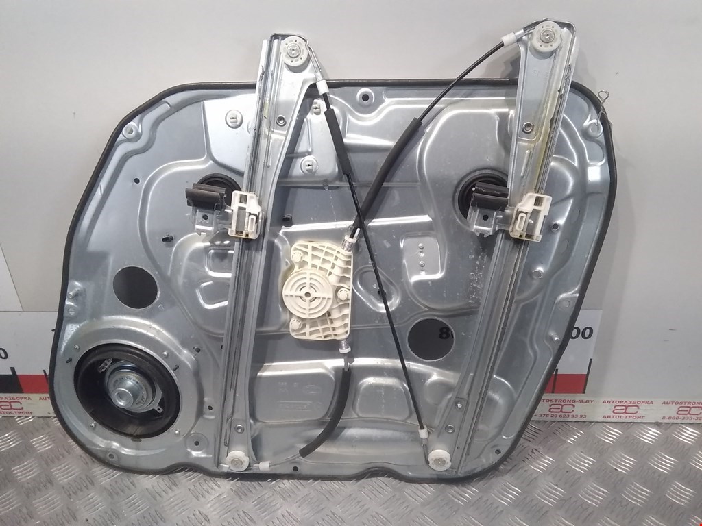 Стеклоподъемник передний левый KIA Carens 2006-2012