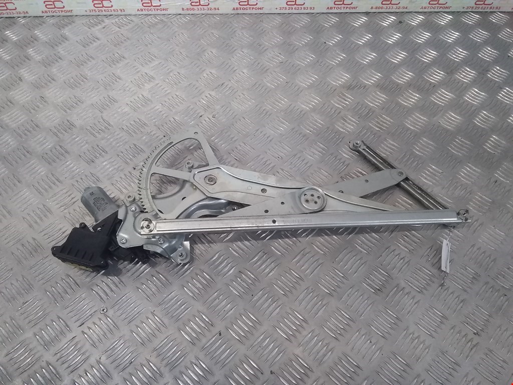 Стеклоподъемник передний левый TOYOTA Auris E150 2006-2012