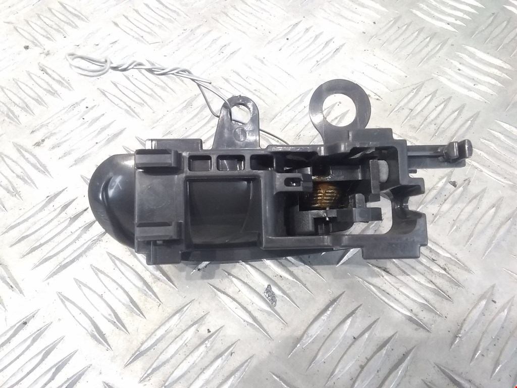 Ручка дверная передняя внутренняя левая TOYOTA Yaris Verso 1999-2006