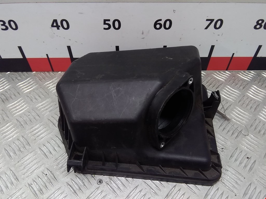 Корпус воздушного фильтра KIA Carens 2006-2012