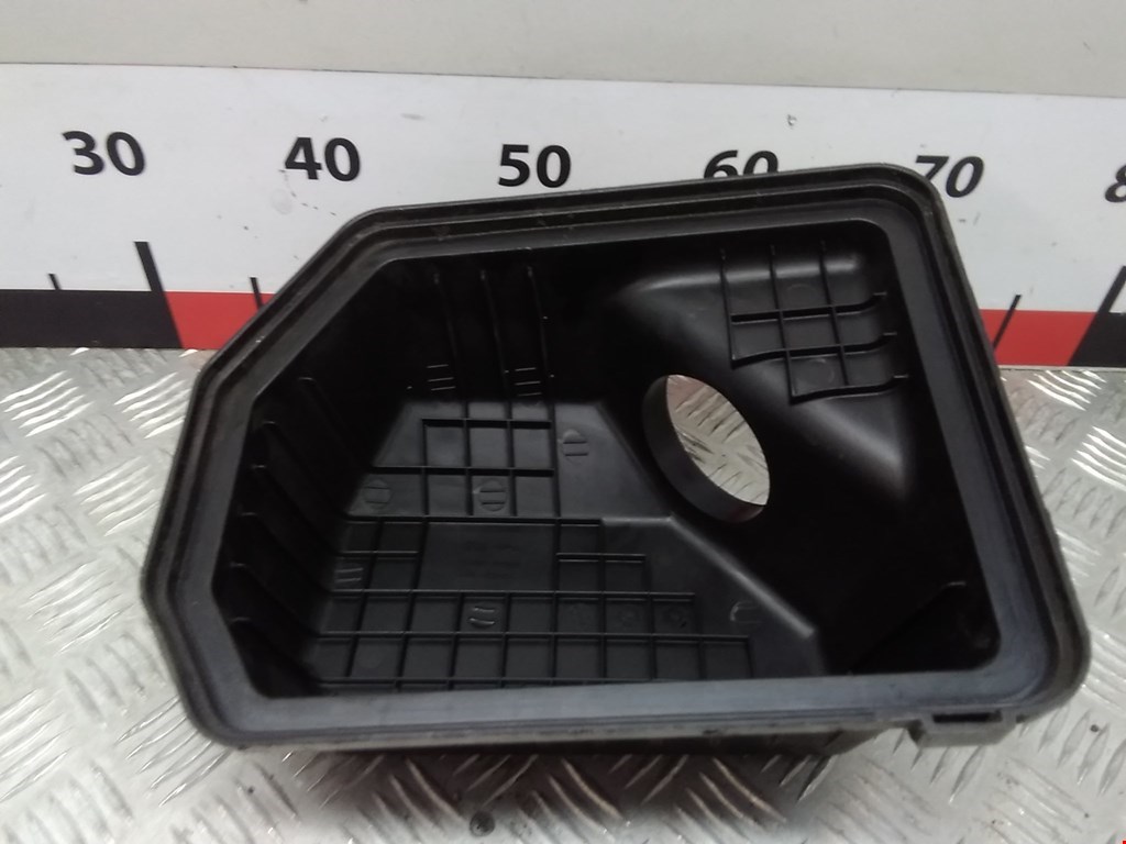 Корпус воздушного фильтра KIA Carens 2006-2012