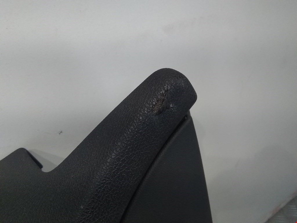 Обшивка двери передняя левая RENAULT Laguna 2007-2015