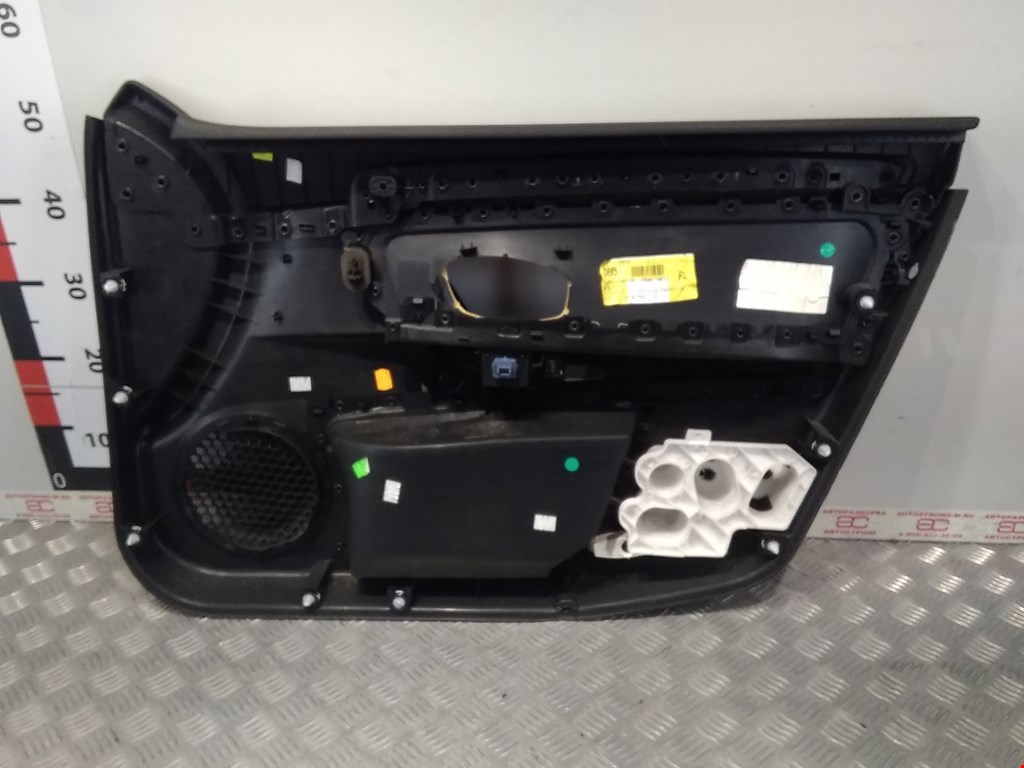 Обшивка двери передняя левая RENAULT Laguna 2007-2015