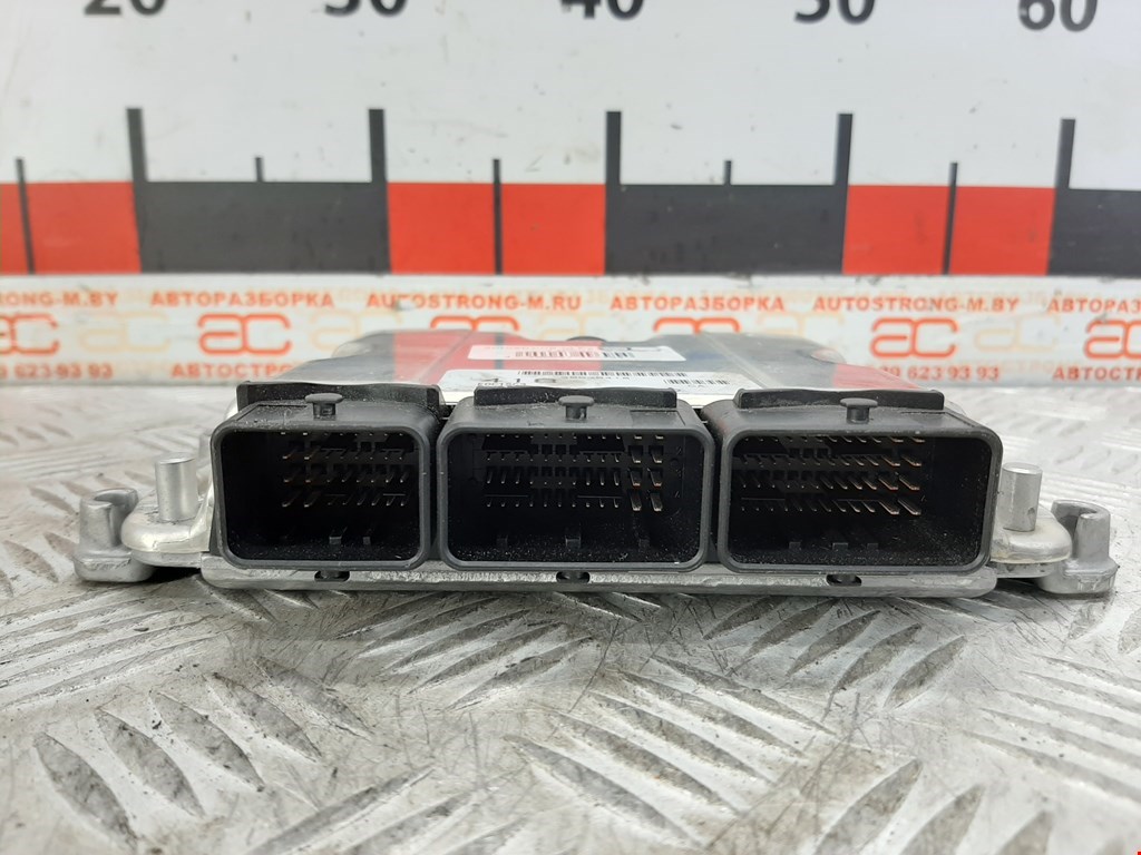 Блок управления двигателя (ЭБУ) VOLVO V40 I 1995-2004