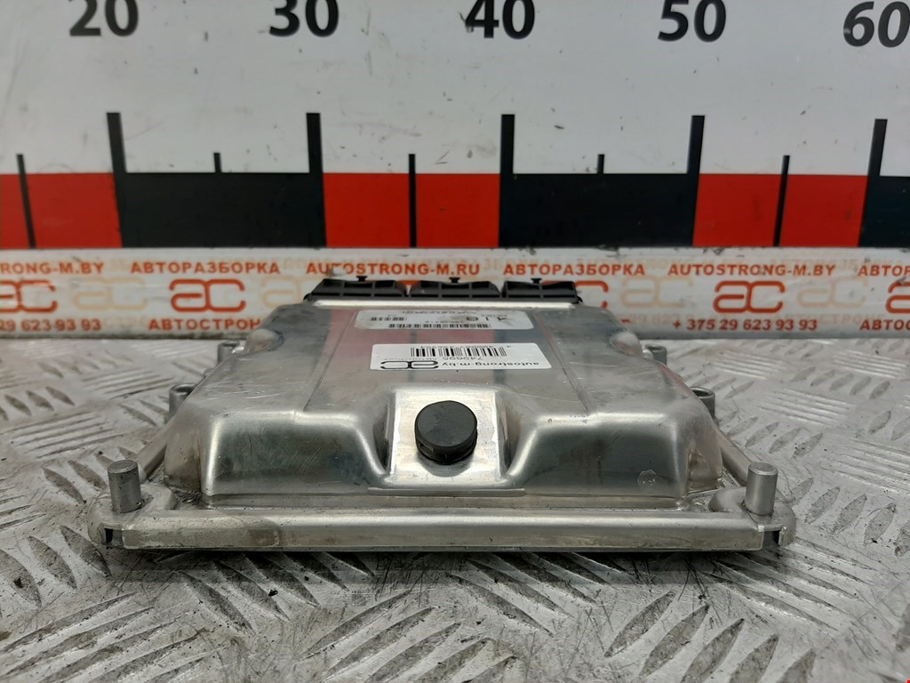 Блок управления двигателя (ЭБУ) VOLVO V40 I 1995-2004