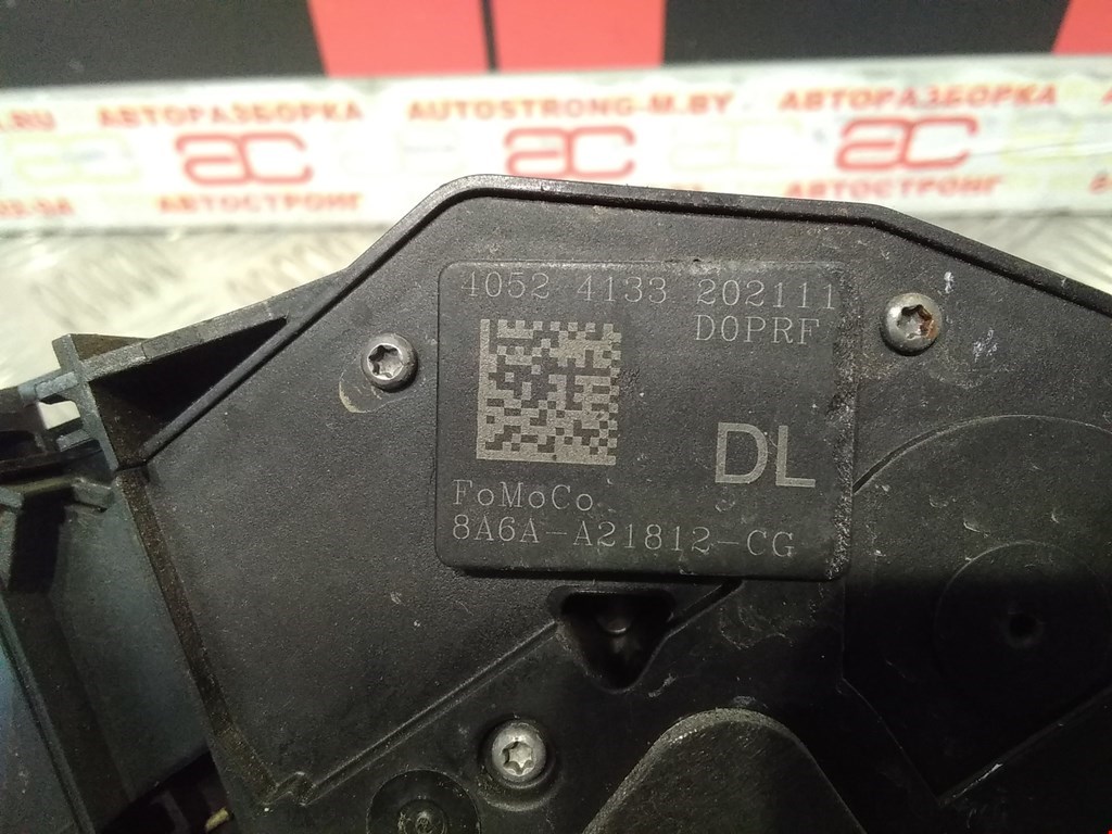 Замок двери передней правой FORD Fiesta 2008-2012