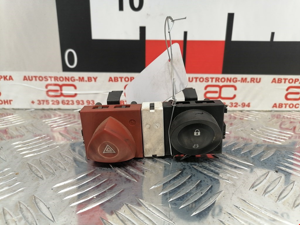 Кнопка аварийной сигнализации (аварийки) RENAULT Megane II 2002-2009