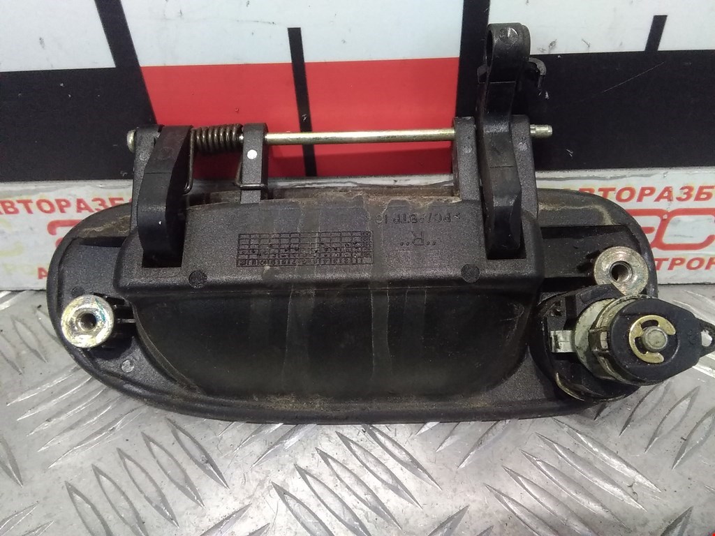 Ручка двери передней наружная правая OPEL Meriva A 2003-2010