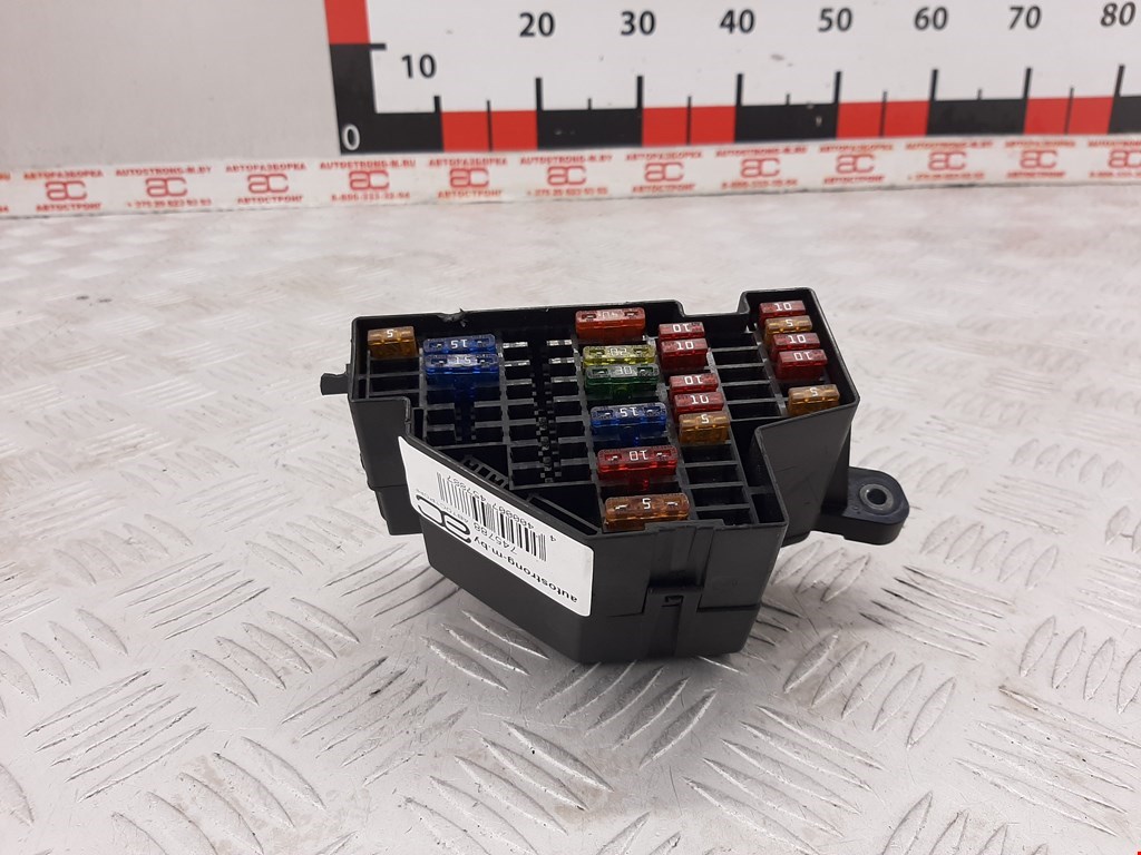 Датчик уровня в бачок омывателя AUDI A3 8P 2003-2013