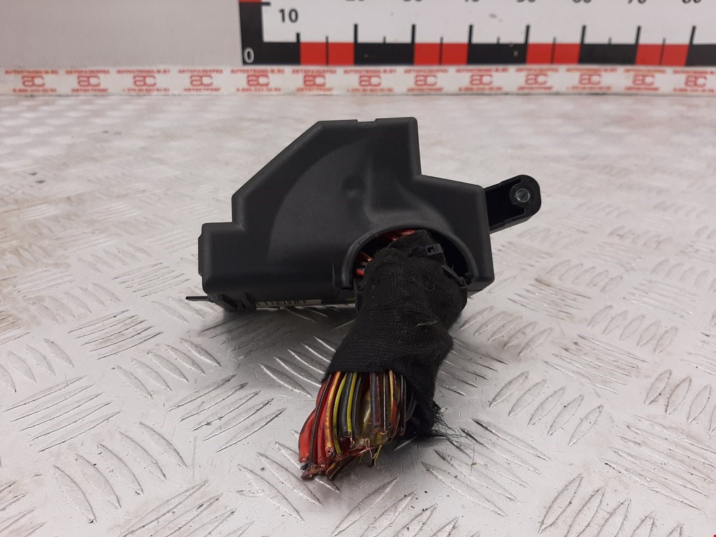 Датчик уровня в бачок омывателя AUDI A3 8P 2003-2013