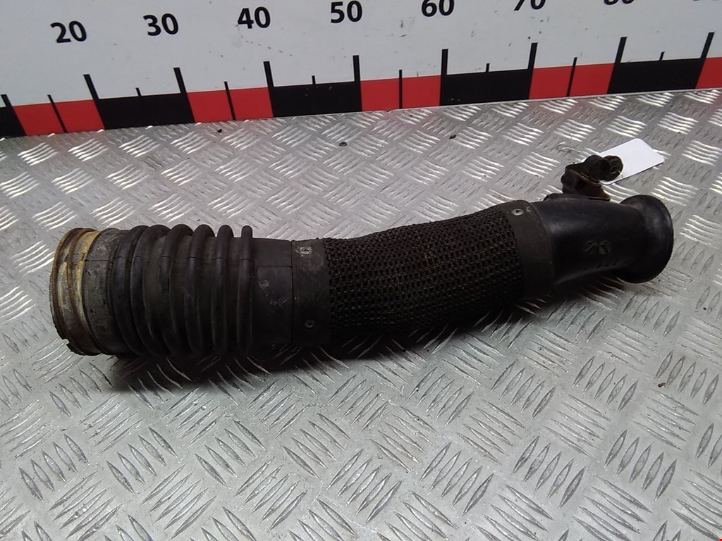 Патрубок воздушного фильтра TOYOTA RAV 4 XA20 2000-2005