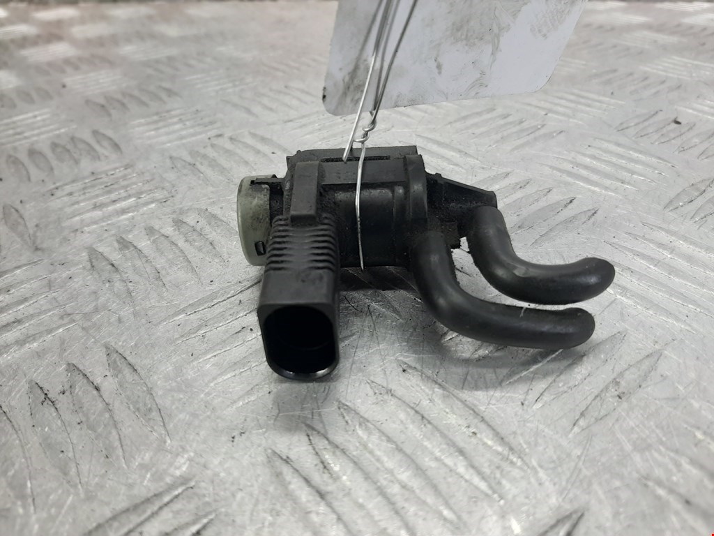 Клапан электромагнитный AUDI A4 B6 2001-2005