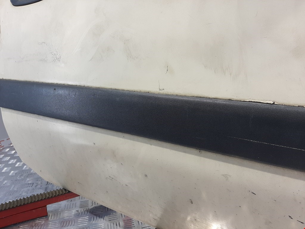 Дверь передняя правая CHEVROLET TrailBlazer 2001-2008