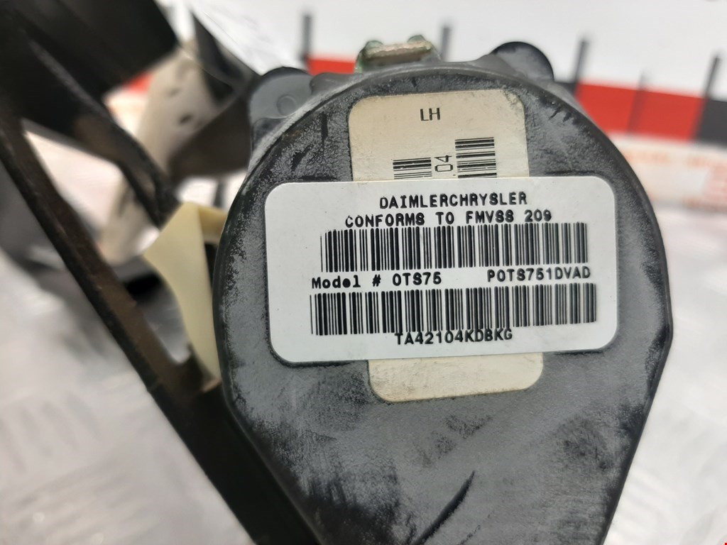 Ремень безопасности задний левый CHRYSLER Pacifica 2003-2008